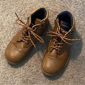 Boys Nautica brown boots Sz 3